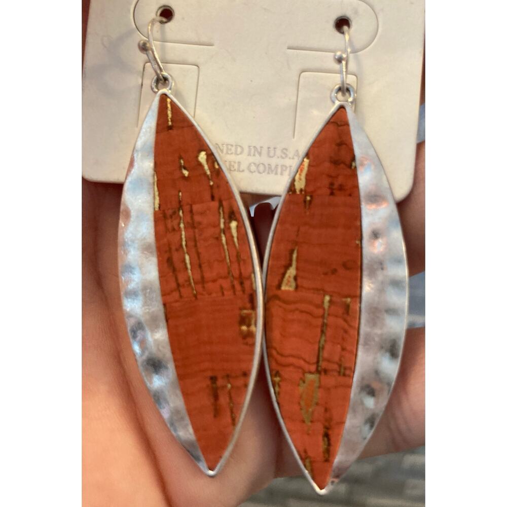 2/$24! Earrings Icon Collection - Picture 3 of 6